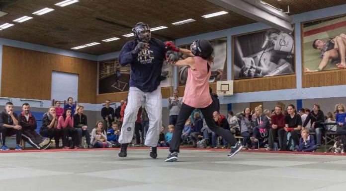 Street Combatives Vorführung beim Tag der offenen Tür des Polizeisportvereins (Foto: Needham)