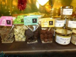 Kulinarische Weihnachtsgeschenke auf dem Bruchsaler Weihnachtsmarkt vom 14. bis 18. Dezember 2016. (Foto: Stadt Bruchsal)