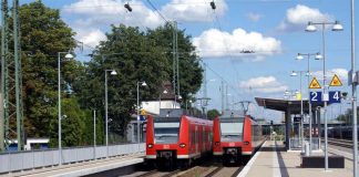 Bahnhof Einsiedlerhof mit einem S-Bahn-Triebwagen der Linie 1