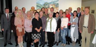 18 Mitarbeiterinnen und Mitarbeiter wurden am Standort Buchen der Neckar-Odenwald-Kliniken für ihren langjährigen Dienst geehrt oder aus diesem verabschiedet. (Foto: Neckar-Odenwald-Kliniken)