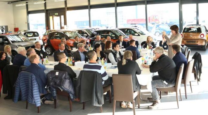 Unternehmer Am Mantel/Im Wendelrot beim fünften Gewerbegebiets-Netzwerktreffen. (Foto: Stadt Bruchsal)