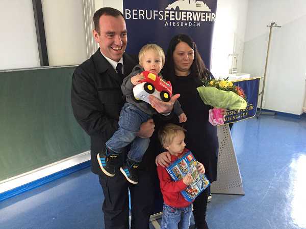 Ein tränenreiches Wiedersehen für alle Beteiligten Ein tränenreiches Wiedersehen für alle Beteiligten