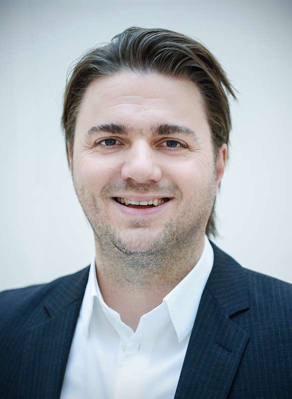 Marc Stefan Sickel wird neuer Geschäftsführender Intendant und Erster Betriebsleiter am Nationaltheater Mannheim (Foto: Christian Kleiner) Marc Stefan Sickel wird neuer Geschäftsführender Intendant und Erster Betriebsleiter am Nationaltheater Mannheim (Foto: Christian Kleiner)