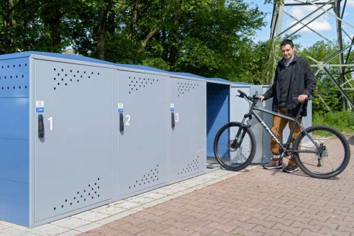Im Jahr 2016 wurden in Heidelberg viele neue Abstellmöglichkeiten für Fahrräder geschaffen, unter anderem die abschließbaren Fahrradboxen an der Haltestelle Rohrbach-Süd. (Foto: Philipp Rothe)
