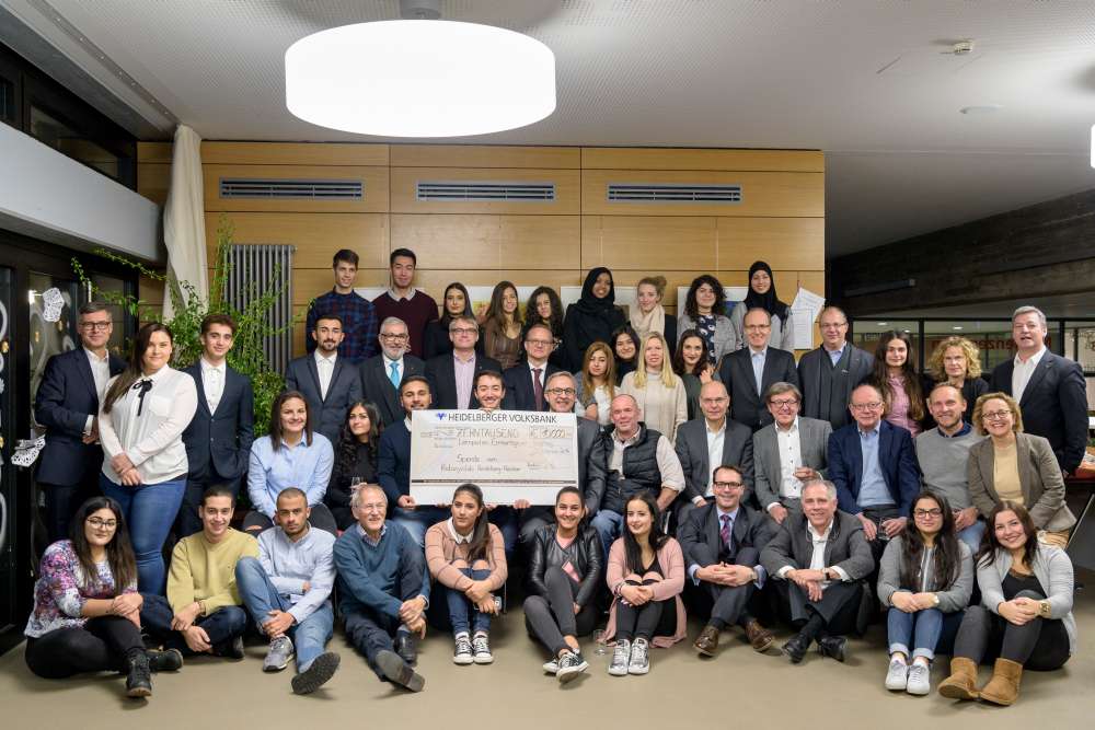 Mit einer Spende in Höhe von 10.000 Euro unterstützt der Rotary Club Heidelberg-Neckar das Projekt „Lernpatenschaften“ im Emmertsgrund. (Foto: Philipp Rothe)