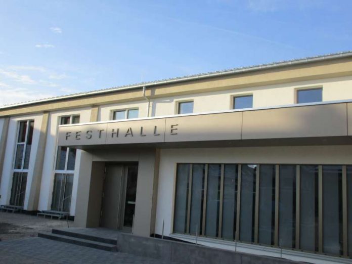Festhalle Hilsheim (Foto: Stadtverwaltung)