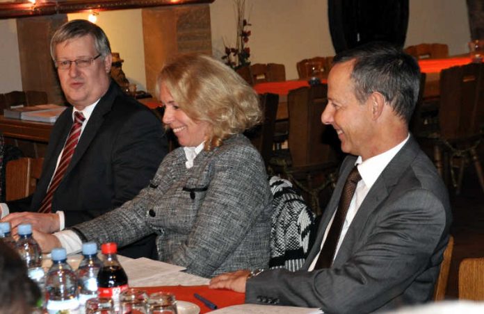 Wolfgang Heinrich, Dr. Heike Kaster-Meurer und Udo Bausch Wolfgang Heinrich, Dr. Heike Kaster-Meurer und Udo Bausch