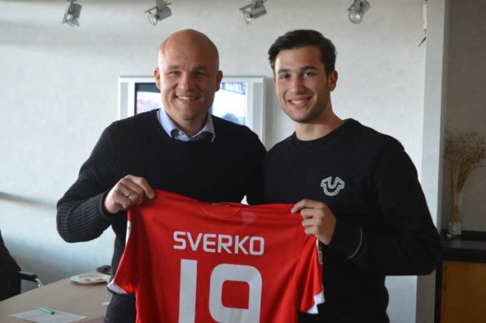 05-Sportdirektor Rouven Schröder und Marin Sverko (Foto: Mainz 05)