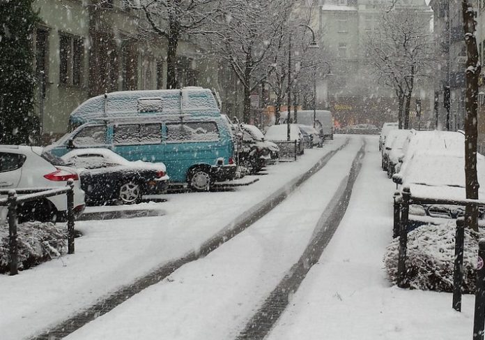 Schneeunfälle sorgen für Behinderungen