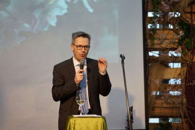 Dr. Matthias Frey moderierte die Krönungsveranstaltung (Foto: Holger Knecht)