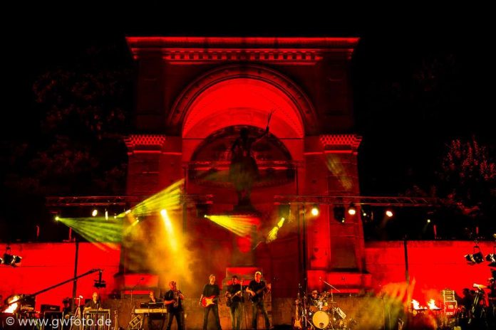 Rock am Friedensdenkmal Foto: Günther Weinerth