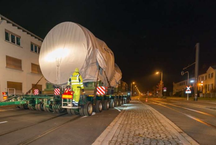 Fotos von einem ähnlichen Einsatz im Oktober 2016 (Quelle: rnv GmbH/Sascha Holler)