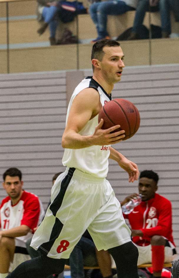 Aus der Distanz nicht zu stoppen: FCK-Shooter Gergely Hosszu (Foto: Michael Schmitt)