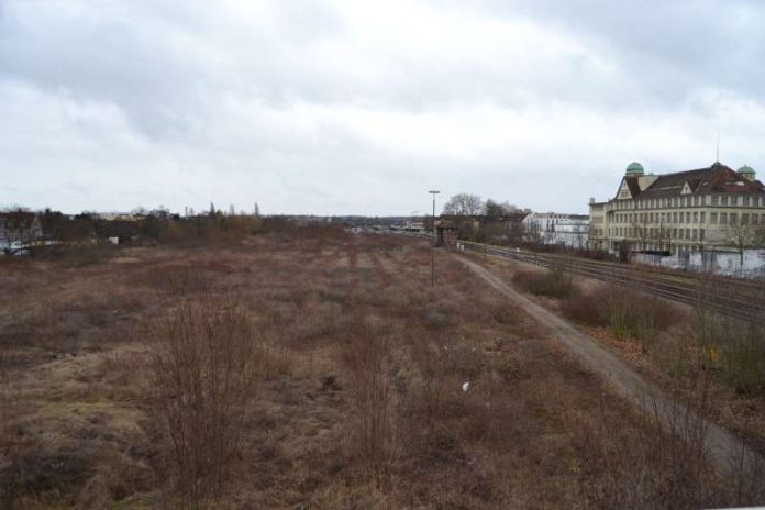 Das Areal des ehemaligen Güterbahnhofs in Landau ist mit Quecksilber belastet. Eine akute Gefahr für Mensch und Umwelt bestehe aber nicht, teilt die Stadtverwaltung mit. (Foto: Stadt Landau in der Pfalz)