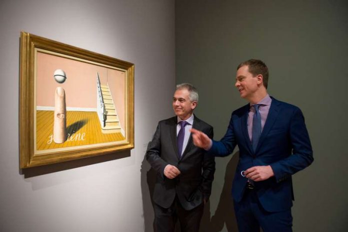 OB Peter Feldmann und Philipp Demandt bei Kinderpreview zur Ausstellung 'Magritte. Der Verrat der Bilder' in der Schirn (Foto: Salome Roessler)