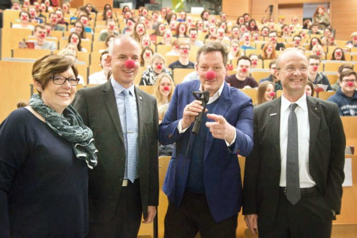 Gastvorlesung vor Stundenten der Mainzer Universitätsmedizin Dr. Hirschhausen