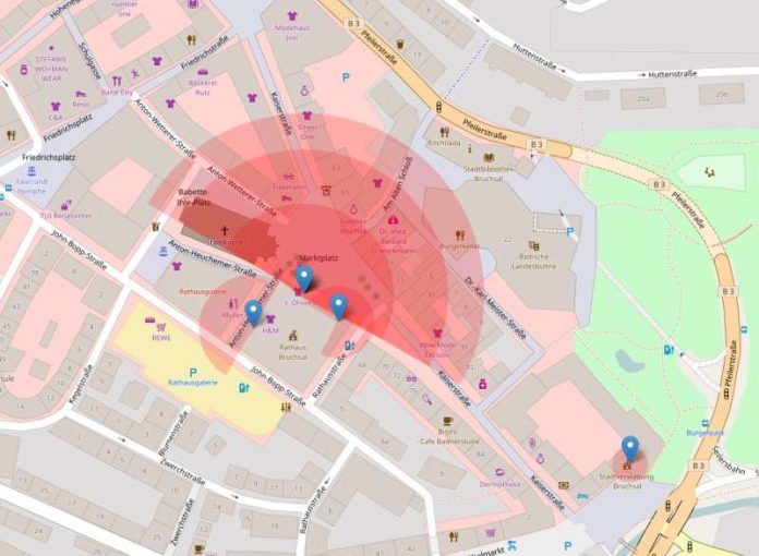 Hier in diesem markierten Bereich ist ab sofort in Bruchsal kostenfreies Internetsurfen möglich. (Foto: AIT)