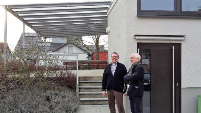 Ortsvorsteher Günter Bischof (l.) mit Erstem Stadtrat Helmut Sachwitz (Foto: Stadtverwaltung)