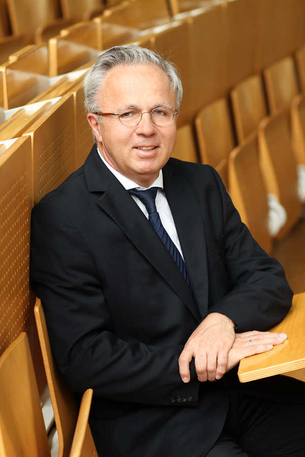 Prof. Helmut J. Schmidt