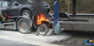 Der brennende Reifen