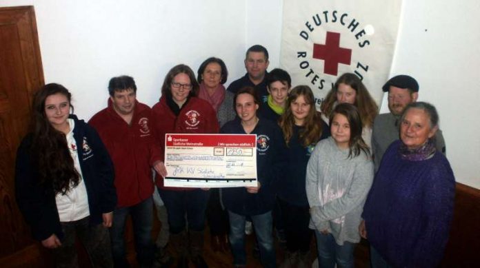 Scheckübergabe in Herxheim (Foto: DRK) Scheckübergabe in Herxheim (Foto: DRK)