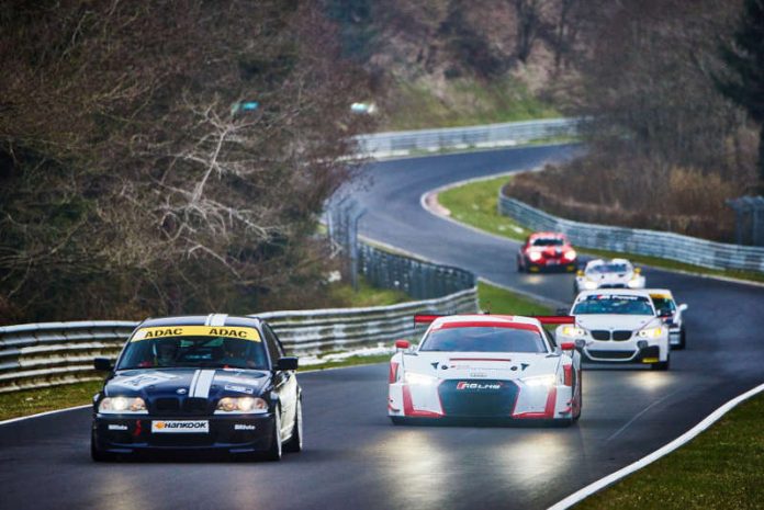 Die Rennfahrzeuge sind zurück in der Grünen Hölle. Rund 120 Teilnehmer werden am Probe- und Einstelltag auf die Strecke gehen. Der Eintritt ist für Besucher kostenlos. (Foto: Robert Kah | Nürburgring)