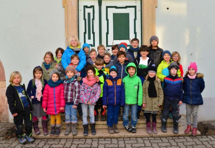 Die SchülerInnen der Freien Reformschule Speyer im Schuljahr 2016/17. (Foto: Berit Imo)