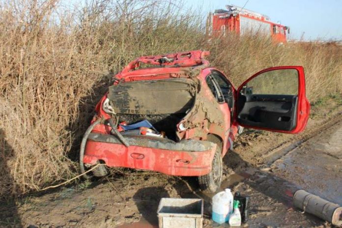 Das verunfallte Auto (Foto: Polizei RLP) Das verunfallte Auto (Foto: Polizei RLP)