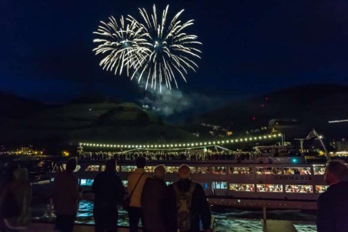 Rhein in Flammen Quelle: Tourist-Info Bingen, Foto: Achim May