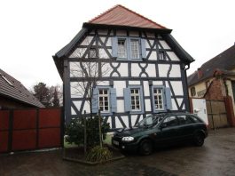 Eine mustergültige Fassadeninstandsetzung bekam dieses Haus in der Bonhoefferstraße in Lachen. (Foto: Stadtverwaltung)