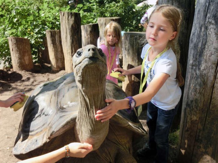 In den Osterferien bietet die Zooschule Heidelberg spannende Ferienprogramme für Schulkinder ab 6 Jahren. (Foto: Zooschule Heidelberg)