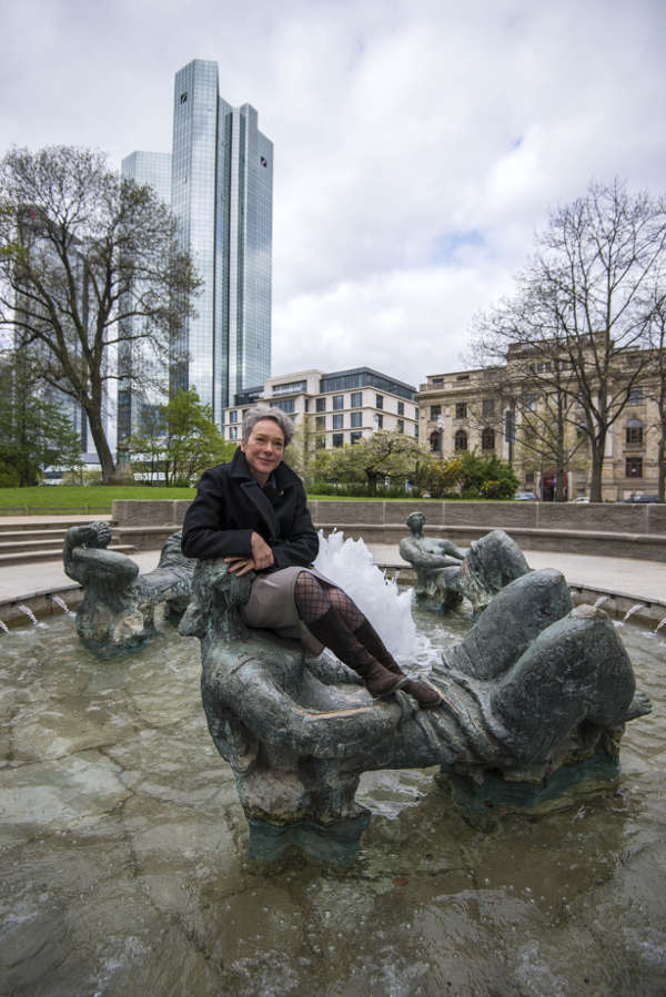 Kulturdezernentin Ina Hartwig bei der Eröffnung des Marshall-Brunnens (Foto: Heike Lyding)