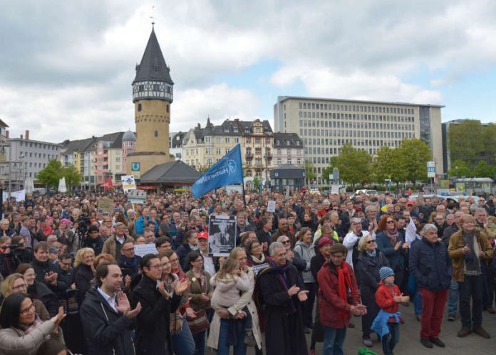 OB Peter Feldmann beim March of Science (Foto: Bernd Kammerer)