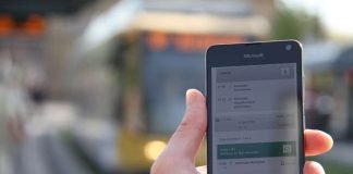 Mit Smartphone, Tablet oder PC: Die Echtzeitdaten der elektronischen Fahrplanauskunft sind multimedial abrufbar (Foto: KVV)