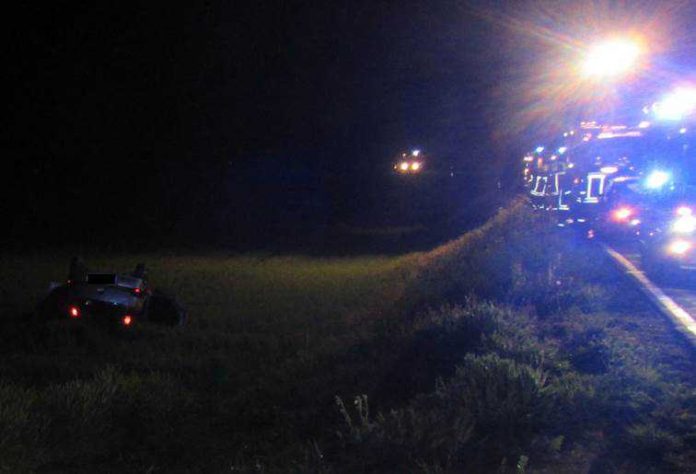 Vermutlich war nicht angepasster Geschwindigkeit die Ursache für diesen Unfall Vermutlich war nicht angepasster Geschwindigkeit die Ursache für diesen Unfall