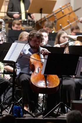 Sebastian Hennemann, Cello (Foto: Holger Knecht)