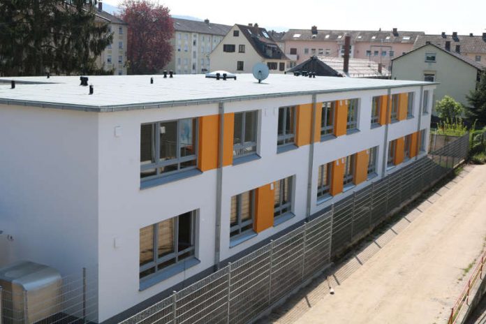 Die erste fest gebaute Anschlussunterkunft in der Händelstraße (Foto: Stadtverwaltung Weinheim)