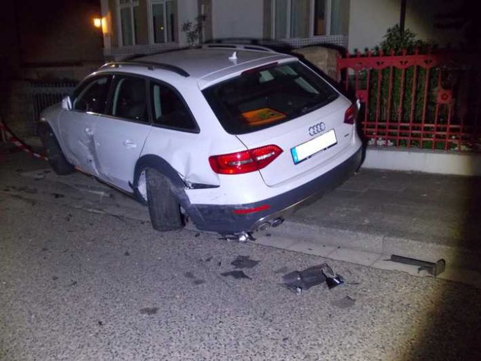 Beschädigter Audi Quattro Beschädigter Audi Quattro