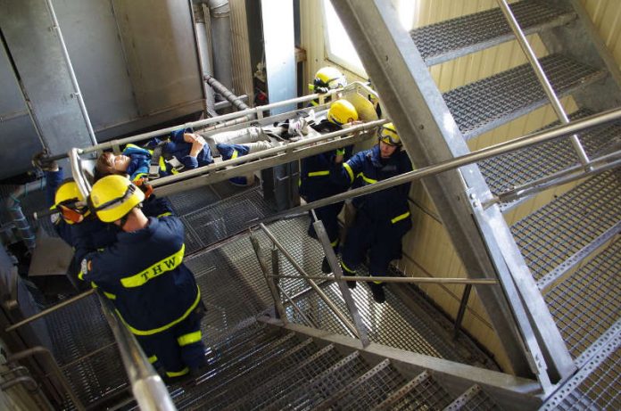 Personenrettung im Gebäude unter schwierigen Bedingungen (Foto: THW)