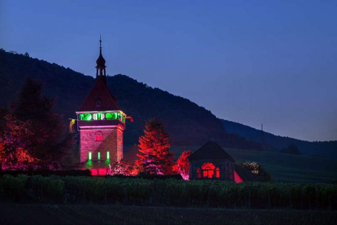 Turm vom Geilweilerhof in Siebeldingen (Foto: Ursula Brühl)