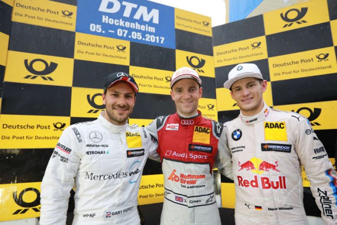 # 11 Marco Wittmann (GER, BMW Team RMG, BMW M4 DTM), # 53 Jamie Green (GBR, Audi Sport Team Rosberg, Audi RS5 DTM), # 2 Gary Paffett (GBR, HWA AG, Mercedes-AMG C63 DTM) (Foto: ITR GmbH)