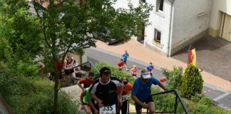 Macht Spaß und hält fit. Der Treppenlauf in Grumbach