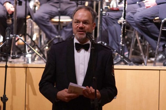 Moderator Joachim Lösch (Foto: Holger Knecht)