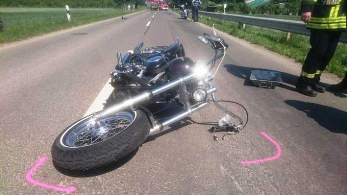 Eich, Schwerer Unfall auf L440 mit Motorrad- Radfahrer