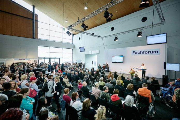 Eröffnung der 19. REHAB im Fachforum (Foto: KMK / ONUK) Eröffnung der 19. REHAB im Fachforum (Foto: KMK / ONUK)
