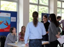 Die Hochschule Ludwigshafen am Rhein veranstaltete in Kooperation mit der Initiative ArbeiterKind.de zum fünften Mal einen „Tag des Stipendiums“ auf dem Campus in der Ernst- Boehe-Straße 4 (Foto: Hochschule Ludwigshafen)