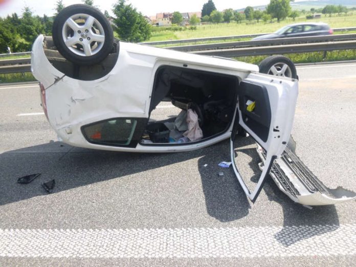 Foto des Unfallfahrzeugs (Foto: Polizei RLP)