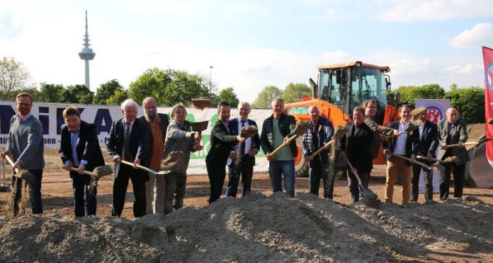 Spatenstich VfR-Jugendzentrum (Foto: VfR Mannheim)