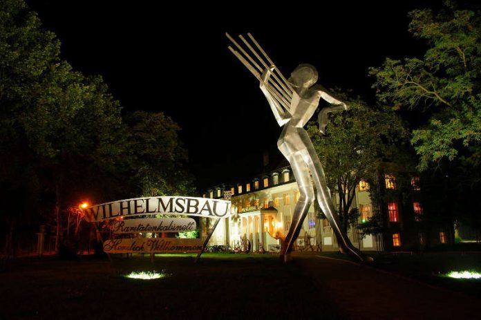 Museum Wilhelmsbau bei Nacht (Foto: Technik Museum Speyer)