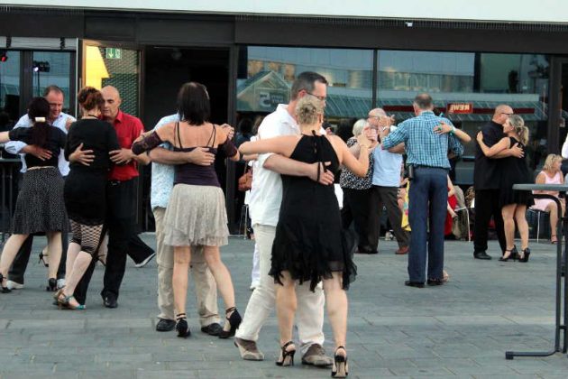 Tango Argentino auf dem Stiftsplatz